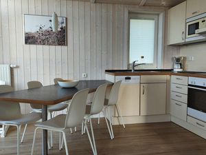 23732078-Ferienhaus-6-Friedrichskoog-300x225-1