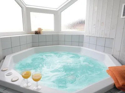 hot-tub