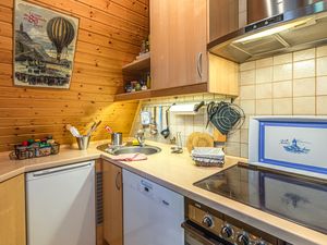 23744024-Ferienhaus-4-Friedrichskoog-300x225-2