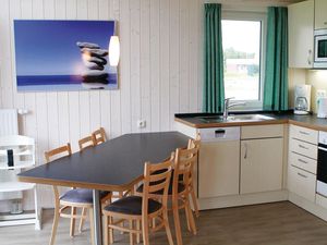 23728012-Ferienhaus-6-Friedrichskoog-300x225-2