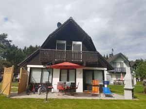 22935279-Ferienhaus-6-Frielendorf-300x225-1