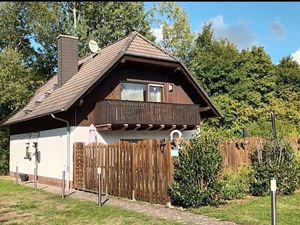 23455878-Ferienhaus-8-Frielendorf-300x225-1