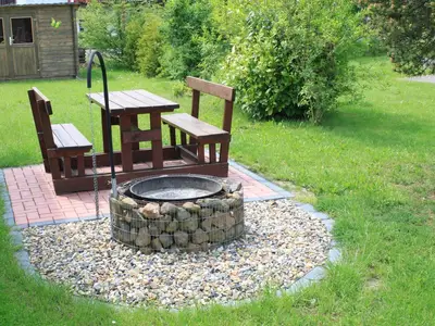 Garten. Hauseigener Grillplatz