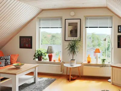 Indoor Indoor