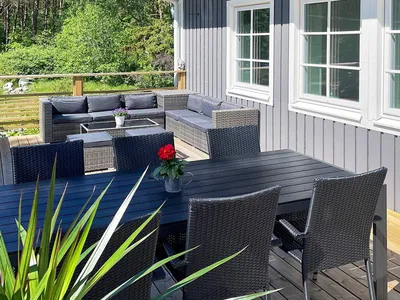 Outdoor Outdoor