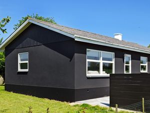 18267169-Ferienhaus-8-Frørup-300x225-0