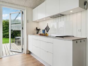 23760891-Ferienhaus-6-Frørup-300x225-5