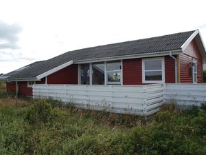 24056414-Ferienhaus-4-Frøstrup-300x225-1