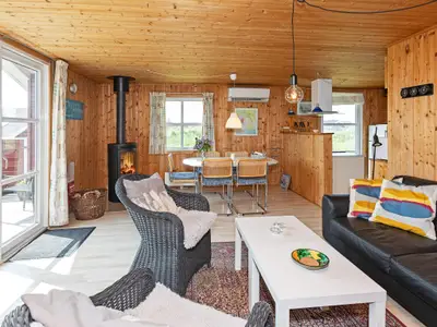 Indoor Indoor
