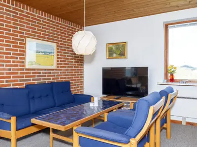 Indoor Indoor