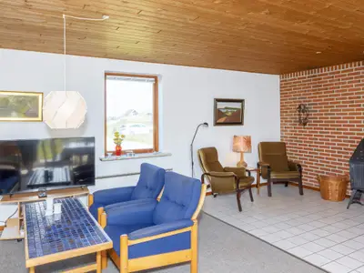 Indoor Indoor