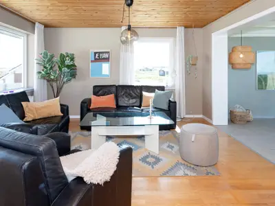 Indoor Indoor