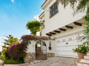 23837030-Ferienhaus-8-Fuengirola-300x225-1