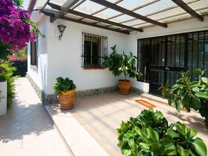 23837030-Ferienhaus-8-Fuengirola-300x225-4