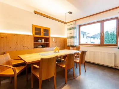 DiningRoom