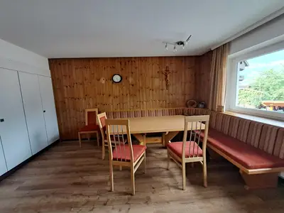 DiningRoom