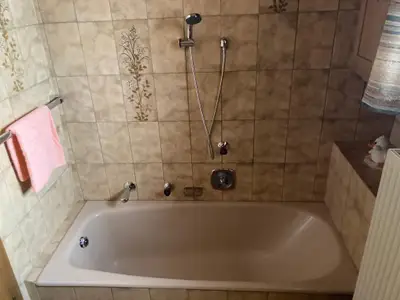 Zillertal_Fügen_Jagerhaeusl_Hauser_Badewanne