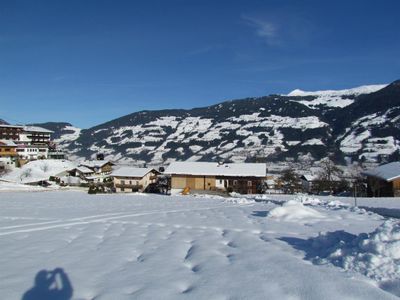 Zillertal-Fügenberg-Landhaus-Kröll-Gästehaus-Winte