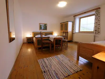 Zillertal-Fuegen-Berggruben-Huber-Schlafzimmer