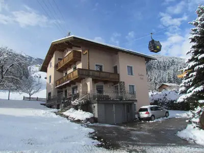 Zillertal-Fügenberg-Landhaus-Kröll-Gästehaus-Winte