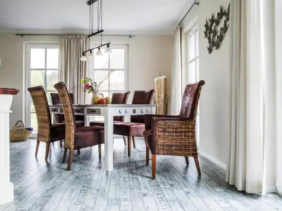 DiningRoom