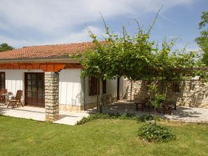 22954865-Ferienhaus-4-Funtana-300x225-3