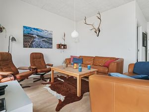 23760714-Ferienhaus-8-Fur-300x225-5