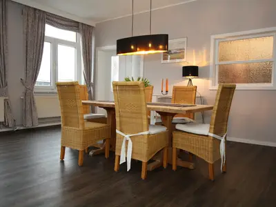 DiningRoom
