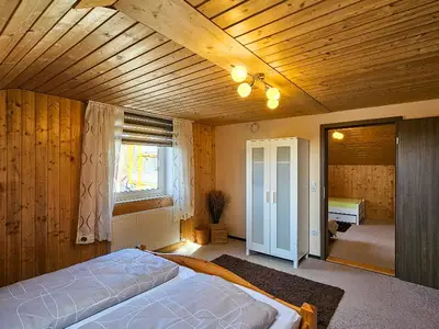 Schlafzimmer 1 OG