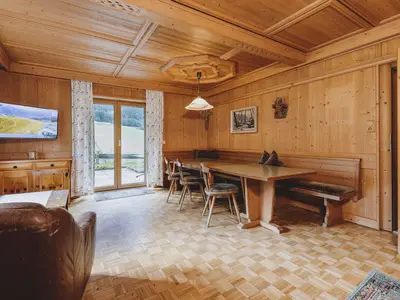 DiningRoom