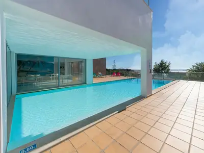 PoolOfHouse