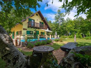 Ferienhaus für 9 Personen (145 m²) in Fuzine