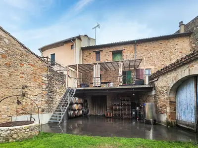 house house