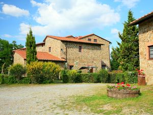 23845006-Ferienhaus-10-Gaiole In Chianti-300x225-1