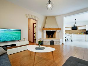 23756420-Ferienhaus-6-Galižana-300x225-4