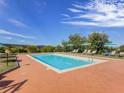 PoolOfHouse