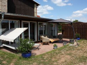 23466565-Ferienhaus-3-Ganzlin-300x225-3