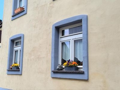 Wellness-Ferienhaus Maifelder Uhlenhorst. Hinter dem Tor liegt der Spa.