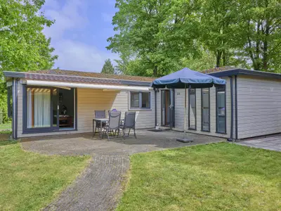 Außenseite Ferienhaus [Sommer]