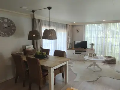 DiningRoom