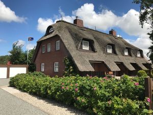 19565121-Ferienhaus-4-Garding-300x225-1