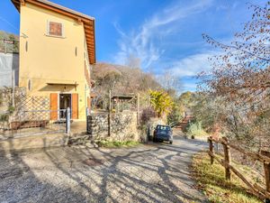 23924684-Ferienhaus-6-Gargnano-300x225-1