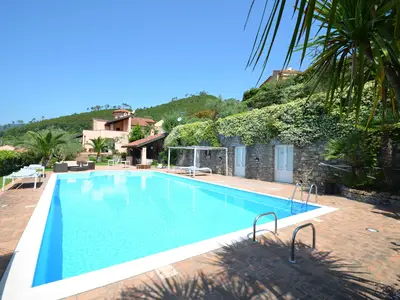 Ferienhaus für 10 Personen (250 m²) in Garlenda 1/10