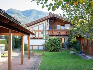 23878828-Ferienhaus-9-Garmisch-Partenkirchen-300x225-1