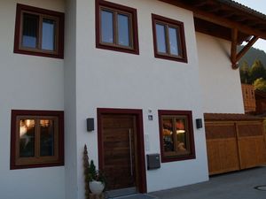 23975168-Ferienhaus-4-Garmisch-Partenkirchen-300x225-1