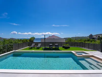 Die Villa River Hills liegt im Dorf Gata und ist ein geschmackvoll eingerichtetes Anwesen
