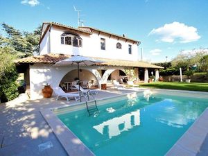 23488896-Ferienhaus-6-Gavorrano-300x225-0