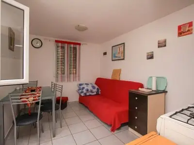 Ferienhaus für 4 Personen in Gdinj 4/8