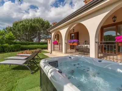Ferienhaus für 5 Personen (95 m²) in Gedici 1/10