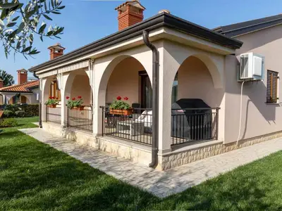 Ferienhaus für 6 Personen (95 m²) in Gedici 6/10